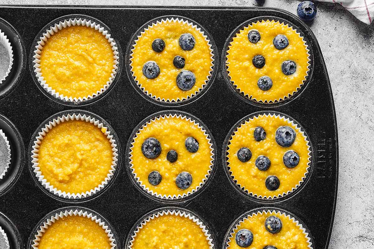 how to make blueberry muffins with almond flour.