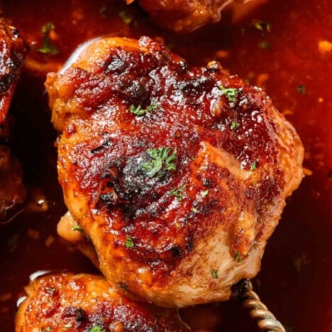 Honey Garlic Chicken Thighs - TBMW