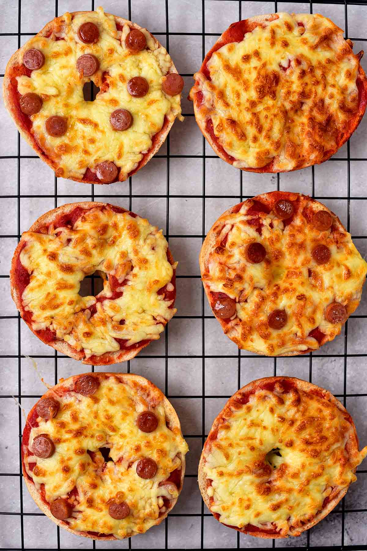 air fryer bagel bites.