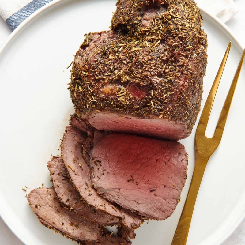 Top Round Roast {Extra Juicy And Tender} TBMW