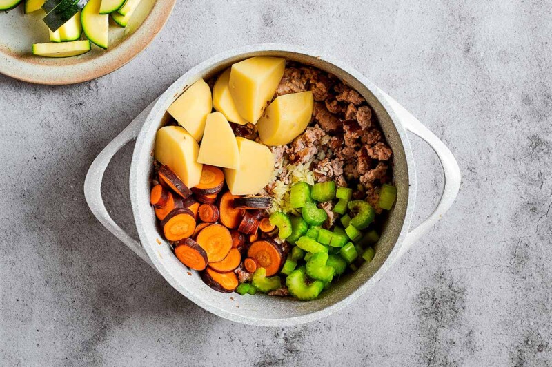 vegetables in pot.