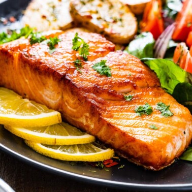 https://thebigmansworld.com/wp-content/uploads/2023/10/air-fryer-salmon-recipe-378x378.jpg