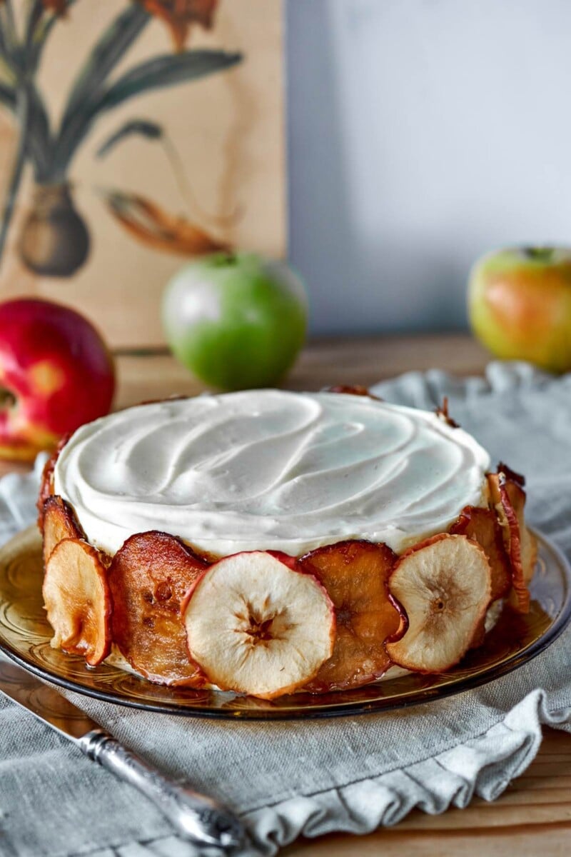 Easy Applesauce Cake {no eggs or butter} The Big Man's World