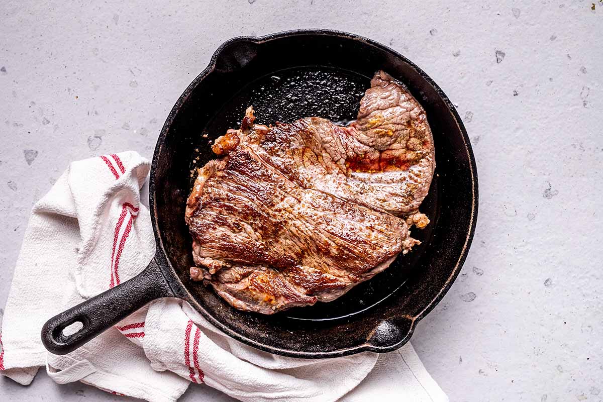 Pan-Seared Garlic-Rosemary Round Steak Recipe