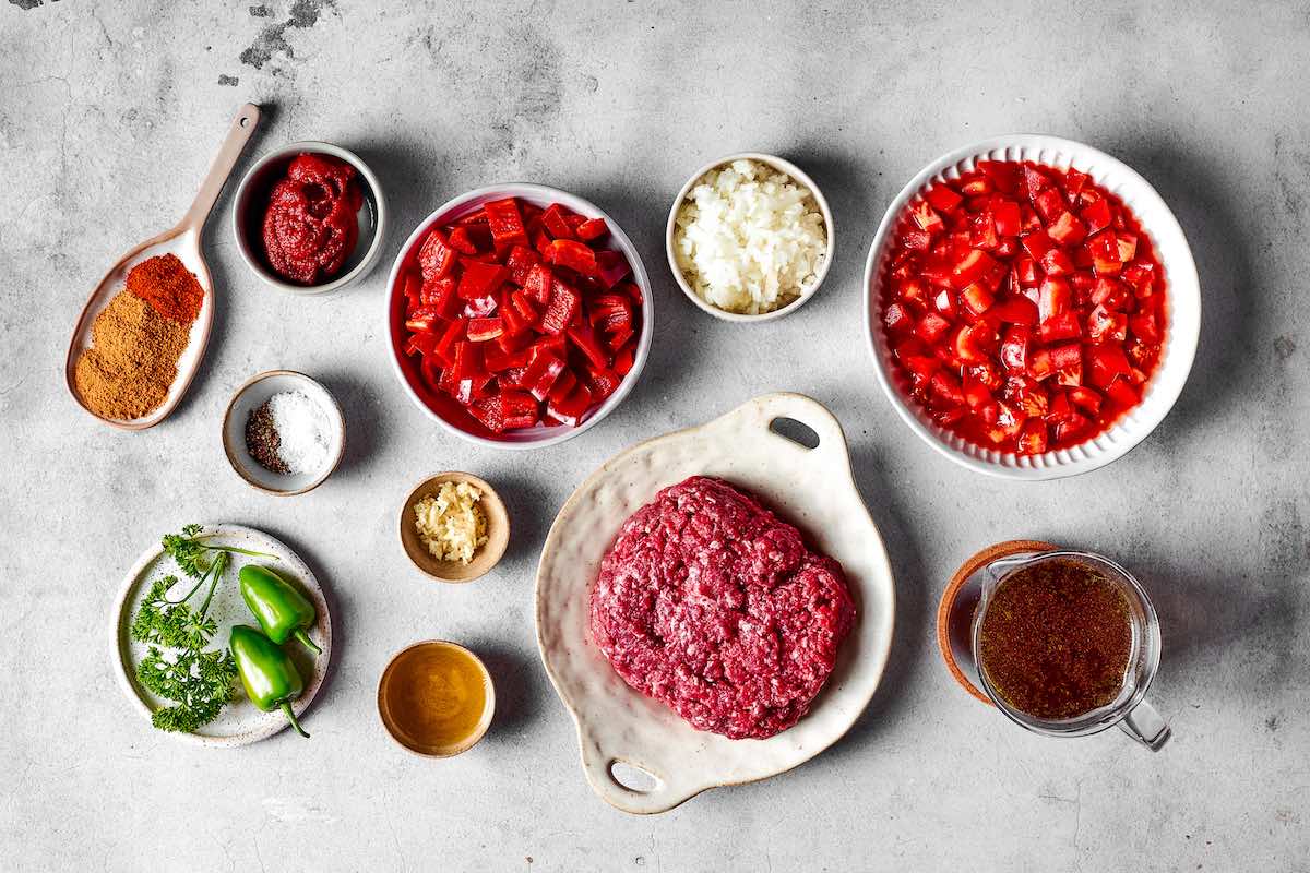 ingredients to make no bean chili.