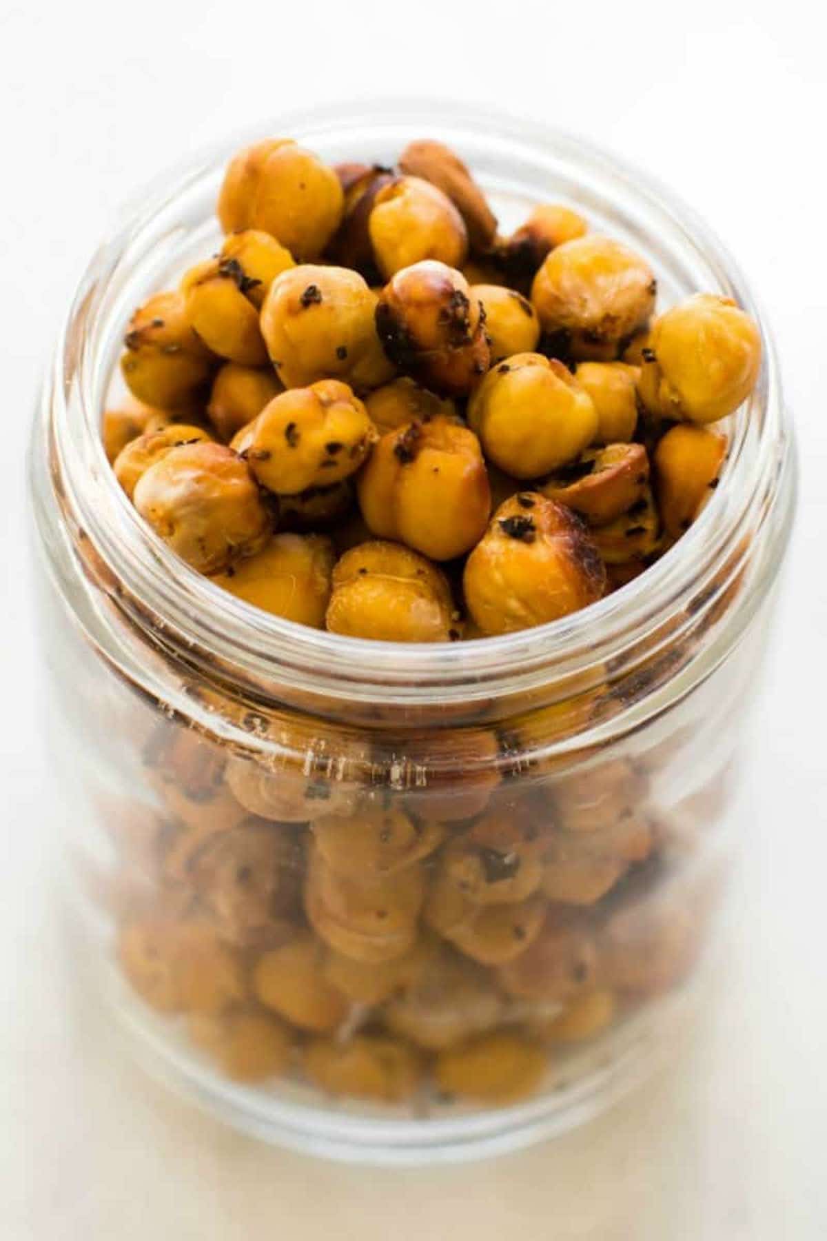 chickpeas with lemon and pepper.