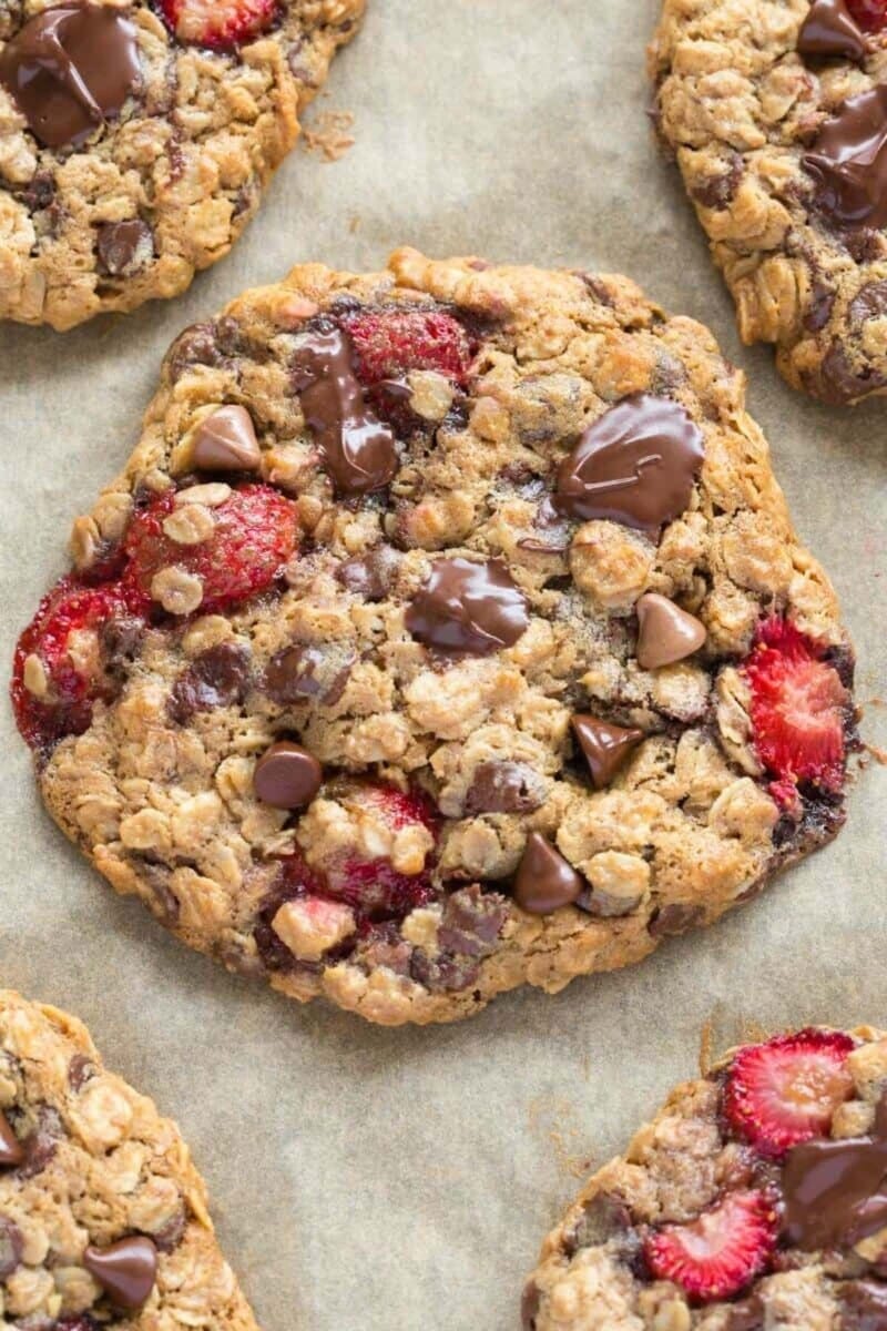 Strawberry Cookies {4 Ingredient Recipe}