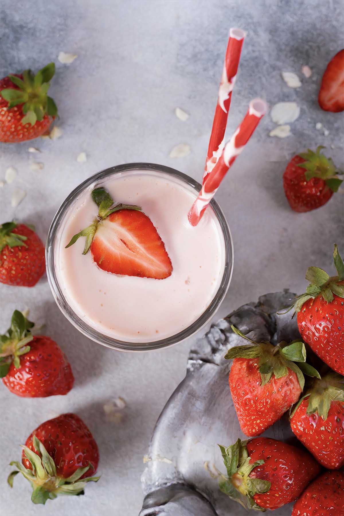 how to make strawberry milk.