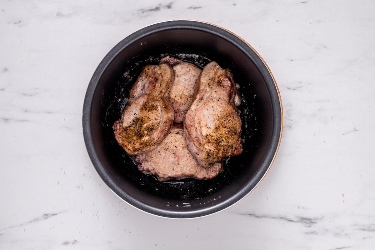 sauteed pork chops in instant pot.