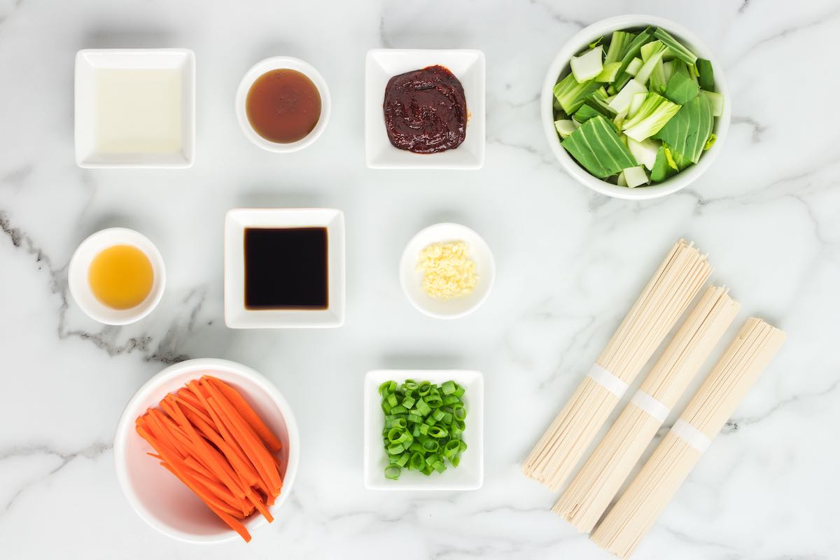 Korean noodles ingredients. 