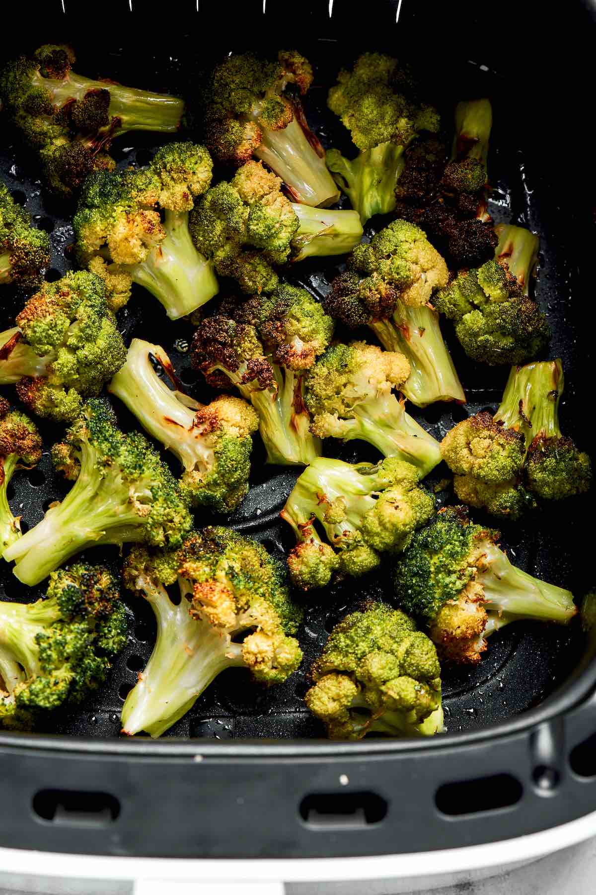 crispy air fryer broccoli.