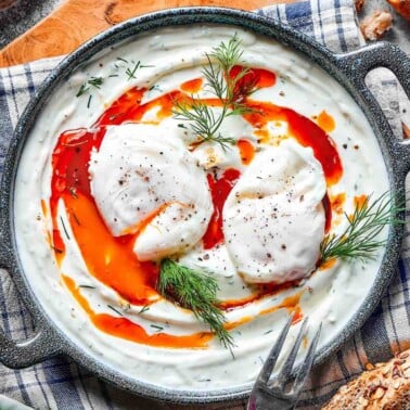 turkish eggs recipe.