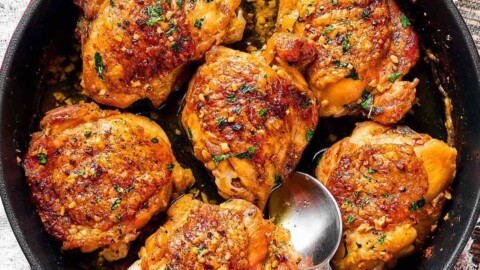 cast iron chicken thighs recipe.
