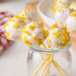 pumpkin cake pops recipe.