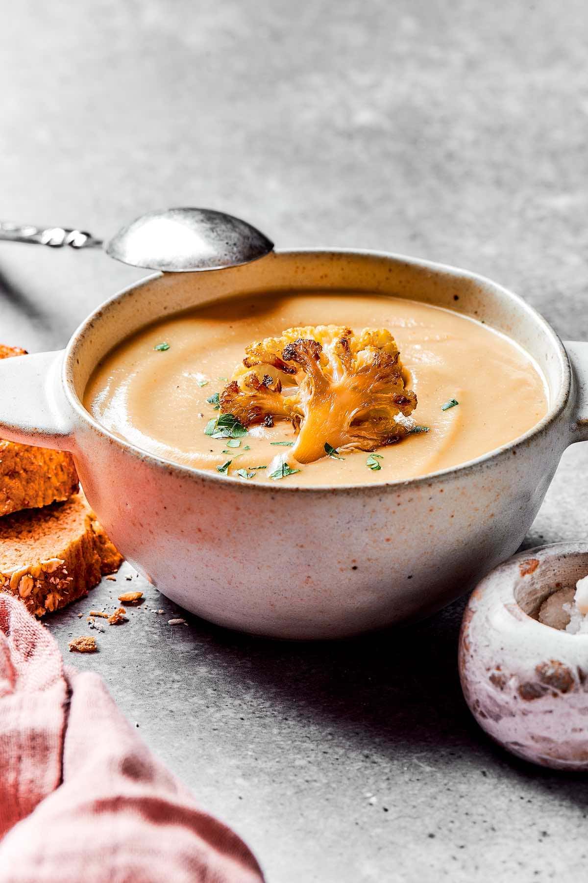 bowl of roasted cauliflower soup.