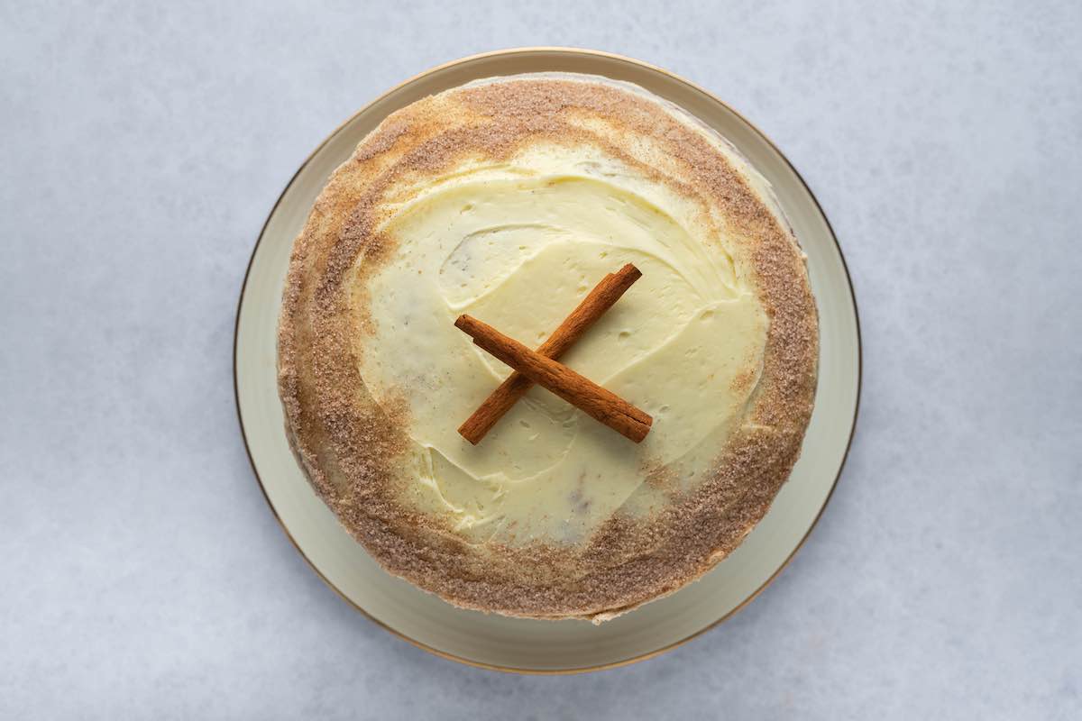 frosted snickerdoodle cake.