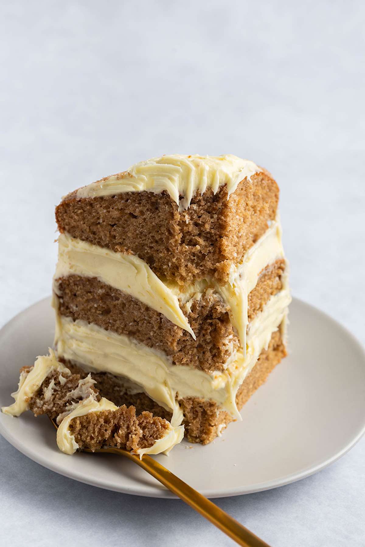 snickerdoodle cake on a plate.