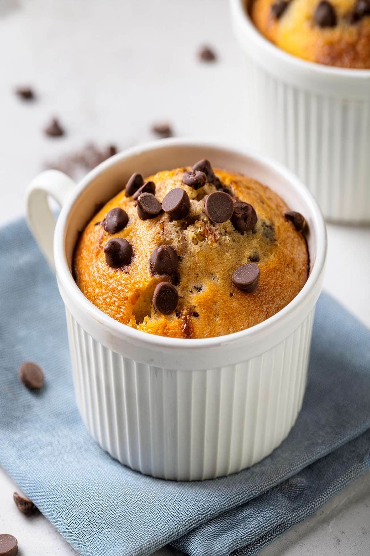 banana mug cake.