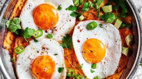 chilaquiles rojos recipe.