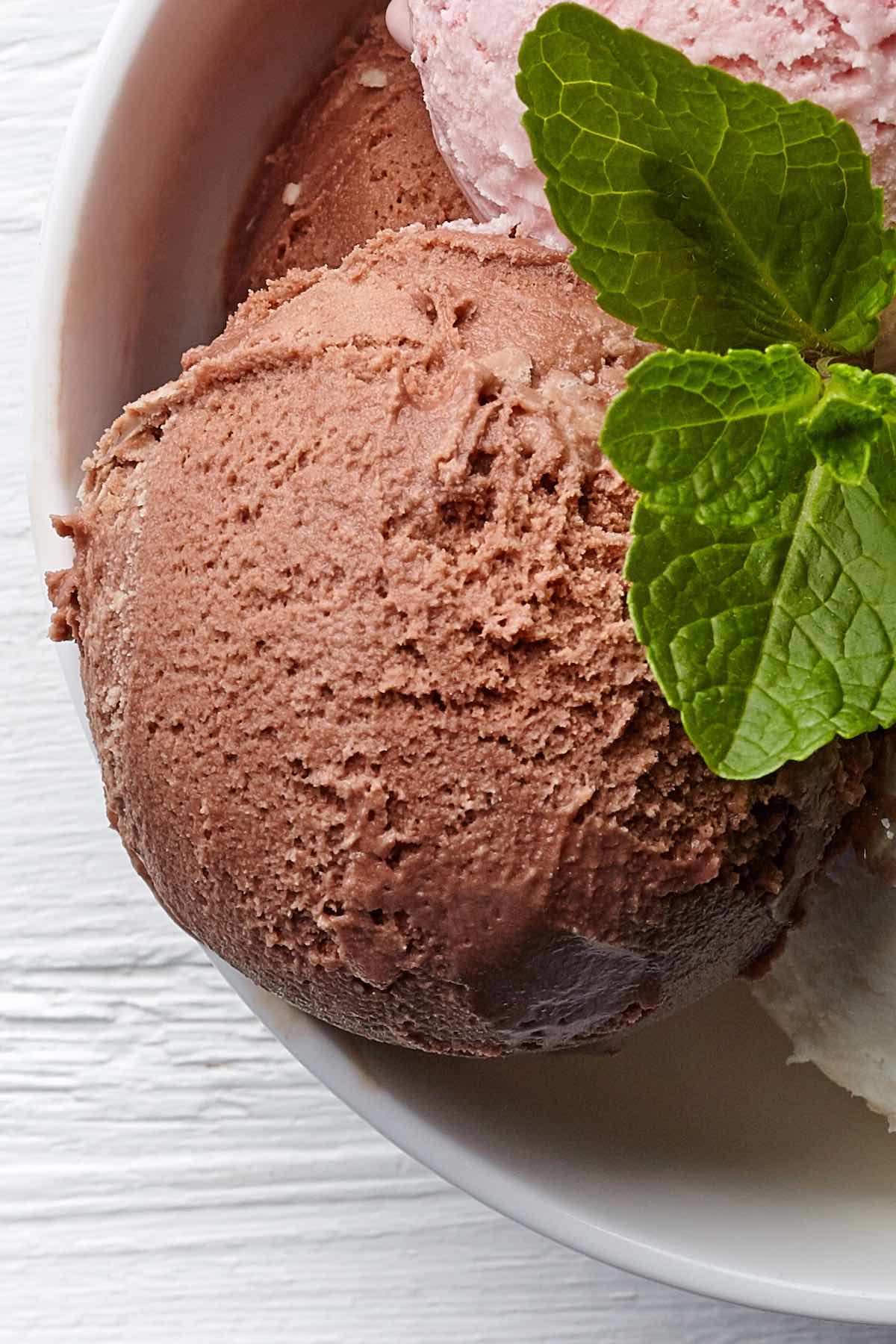 blender chocolate ice cream.