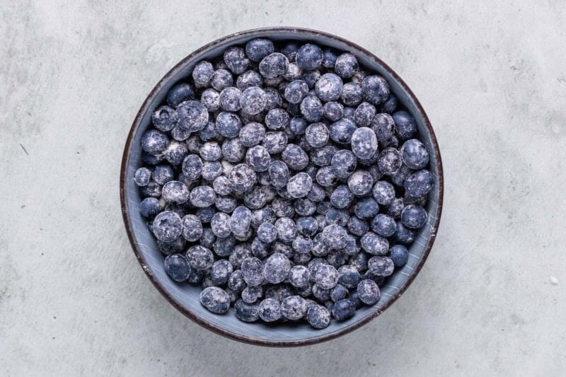 fresh blueberries tossed with flour.