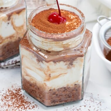 tiramisu overnight oats recipe.