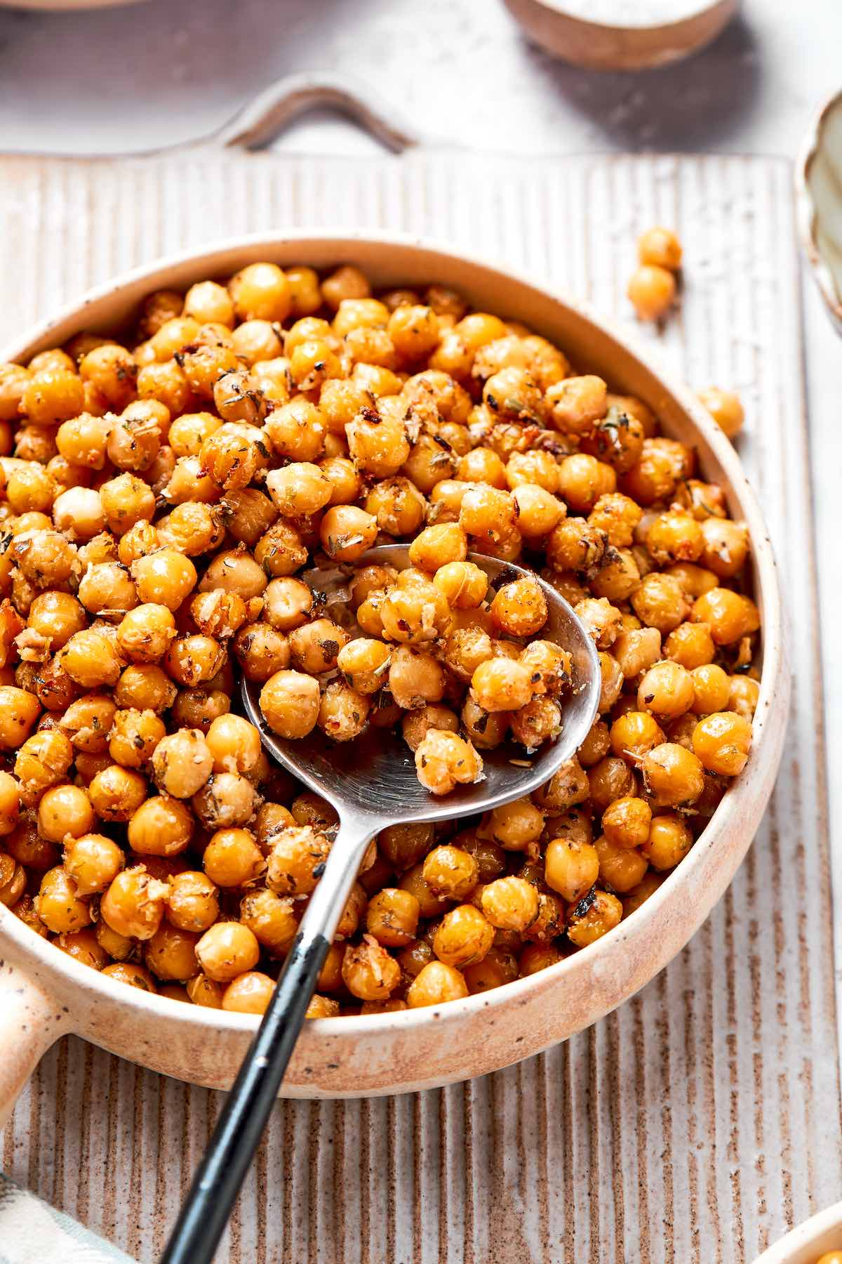 air fryer chickpeas.