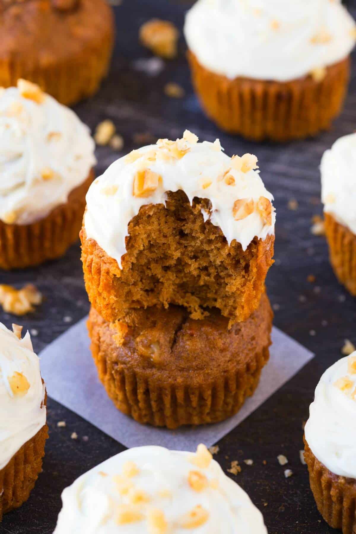 healthy carrot cake muffins.