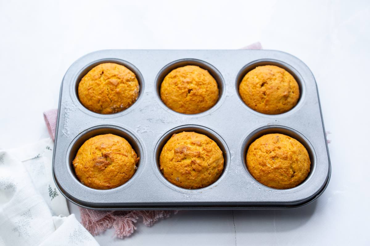 baked carrot muffins.