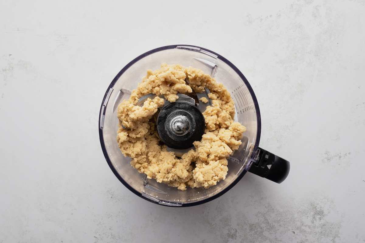 pie crust ingredients in a blender.