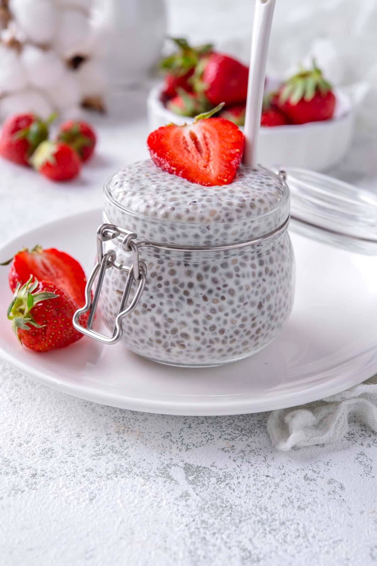 keto chia pudding.