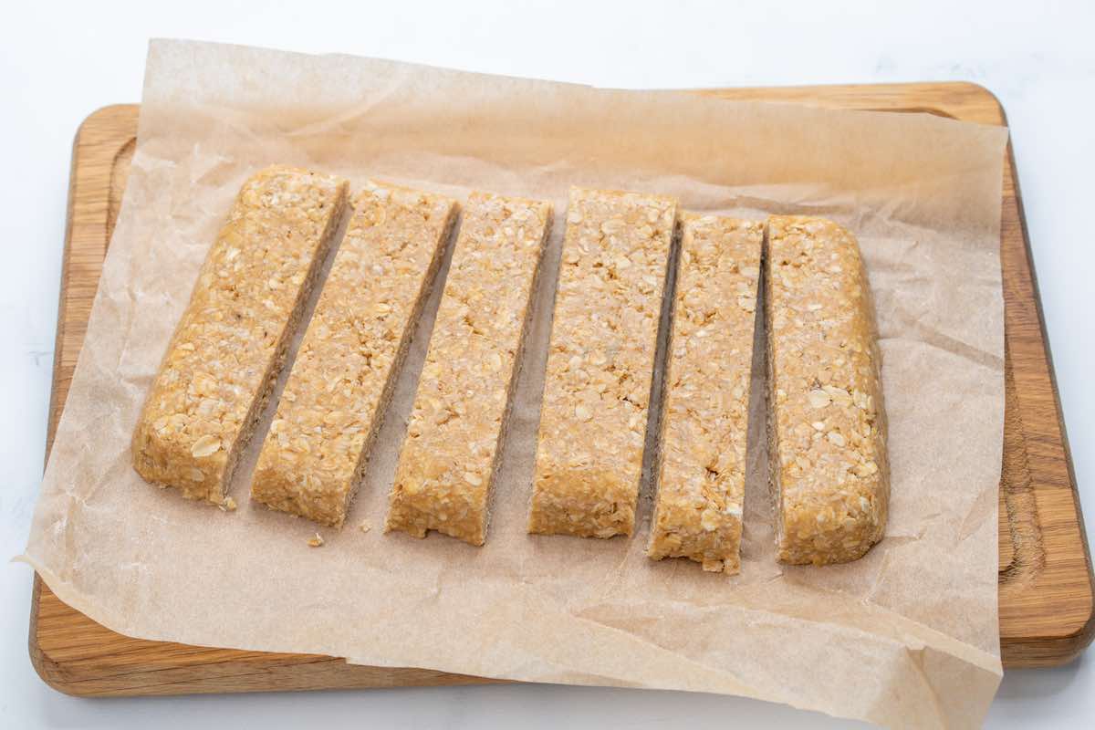 sliced oatmeal bars.