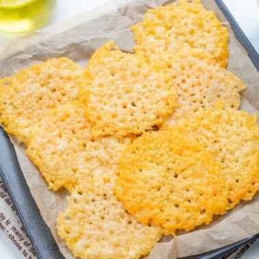 parmesan crisps recipe.