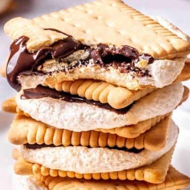 air fryer s'mores recipe.