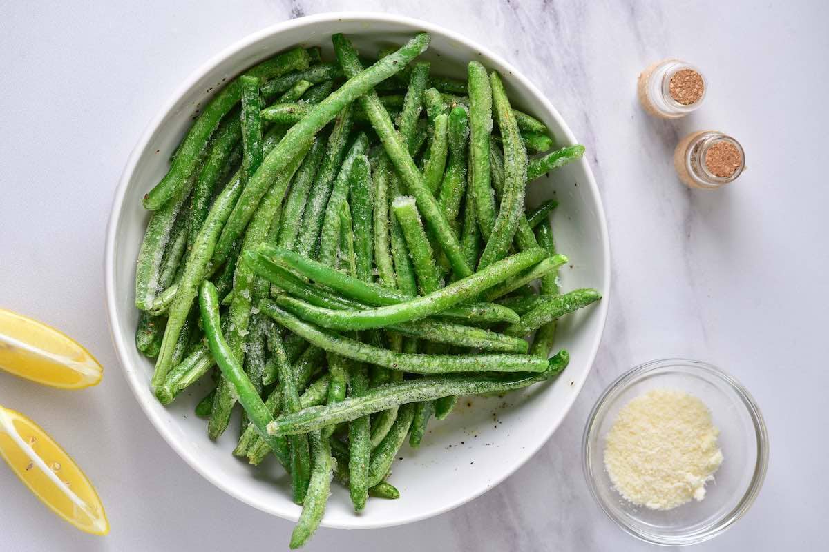 seasoned green beans in a bowl.