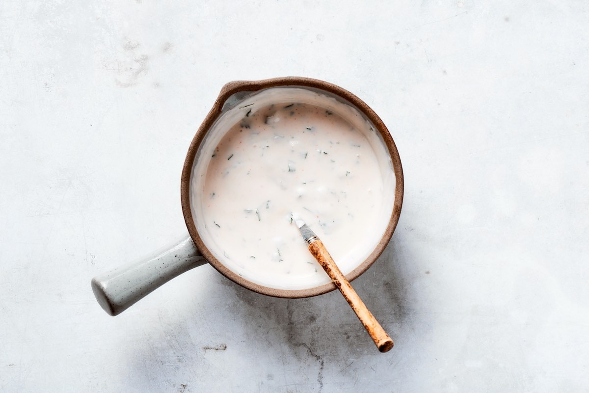 creamy sauce in bowl.