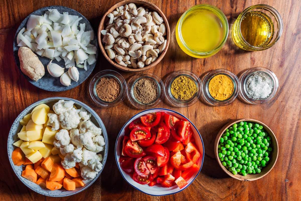 vegetable korma ingredients.