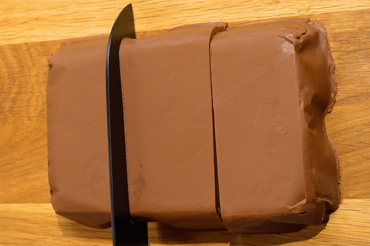 slicing fudge.