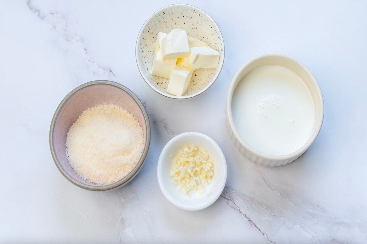 ingredients needed for low carb alfredo.