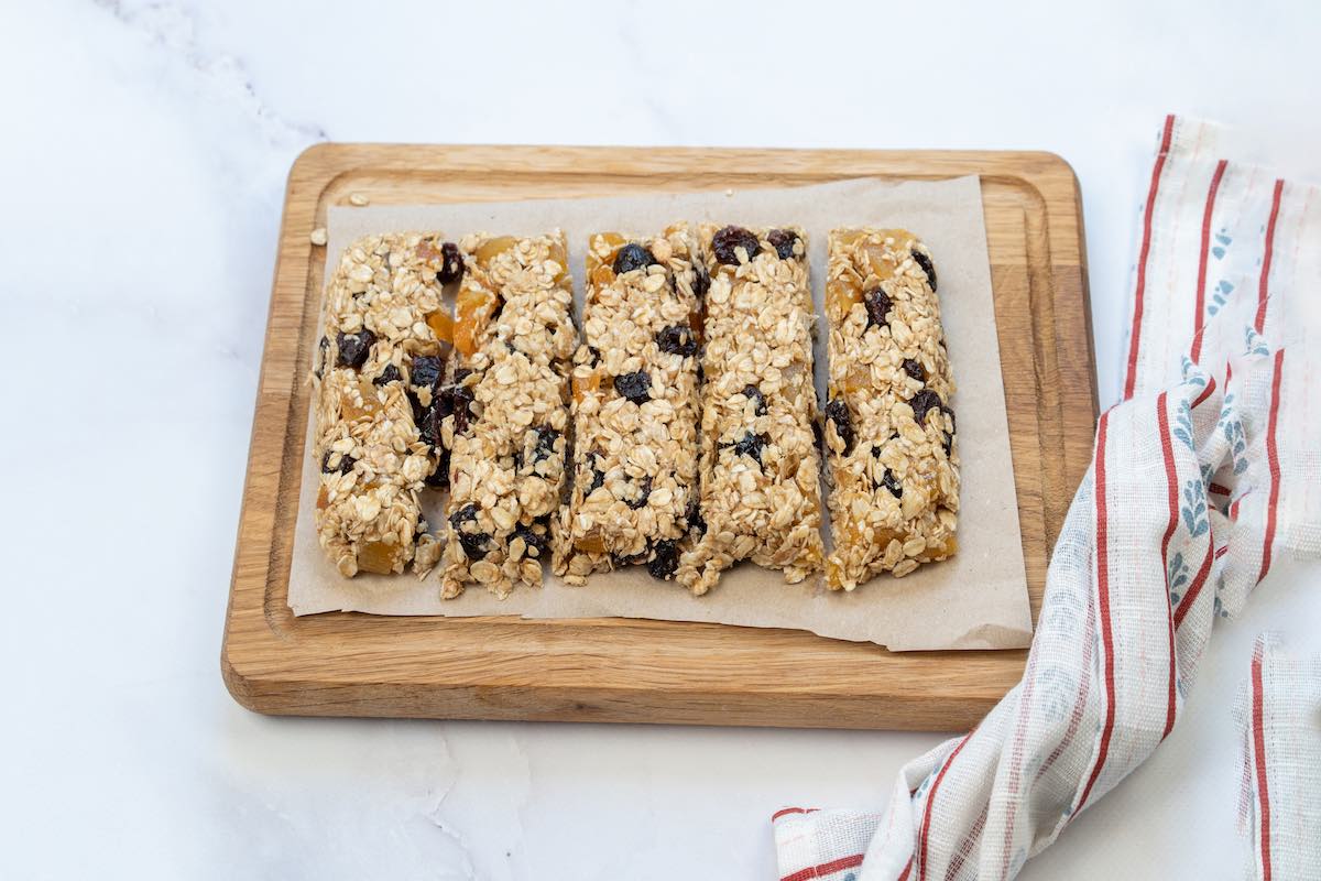 sliced nut-free granola bars.