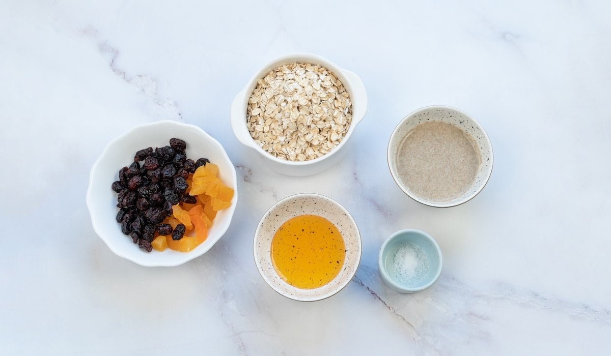 ingredients for nut free granola bars.