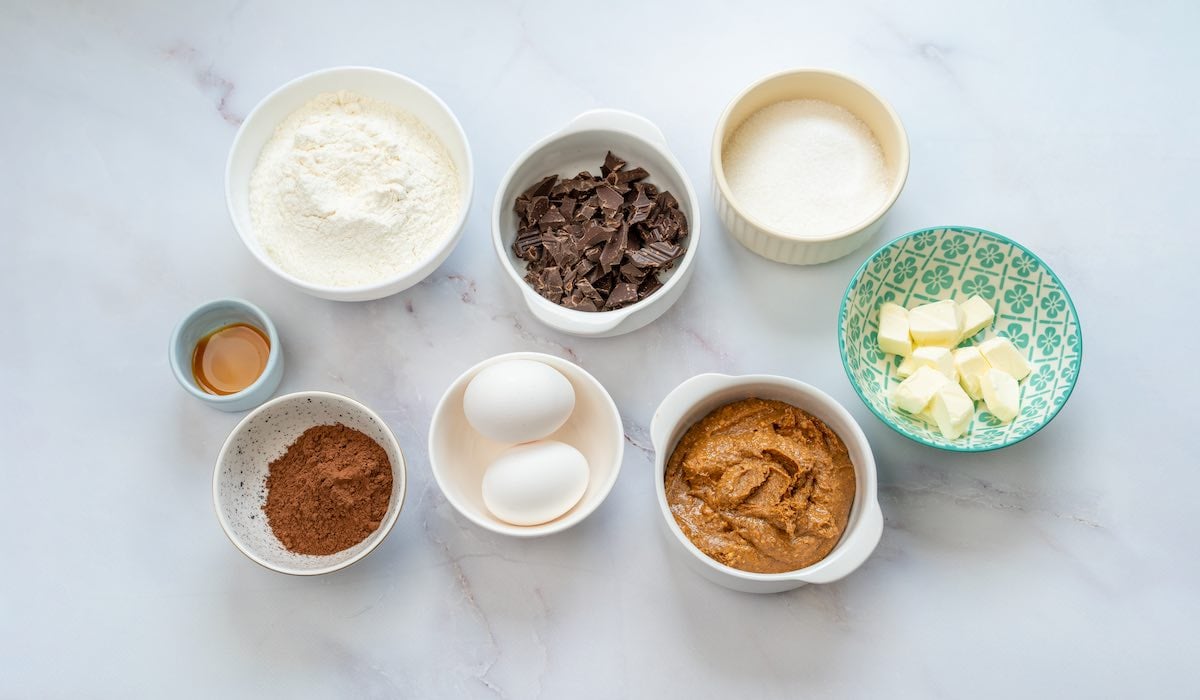 ingredients for biscoff brownies.