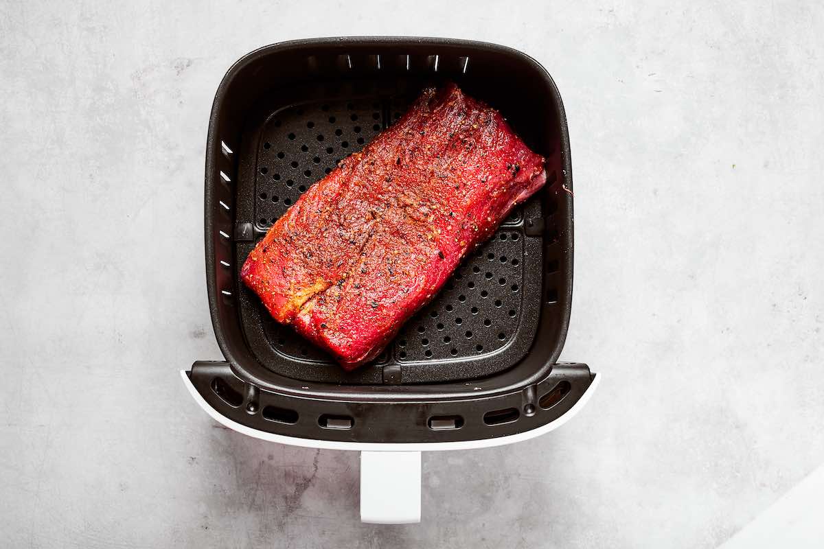 seasoned raw tri tip in the air fryer.