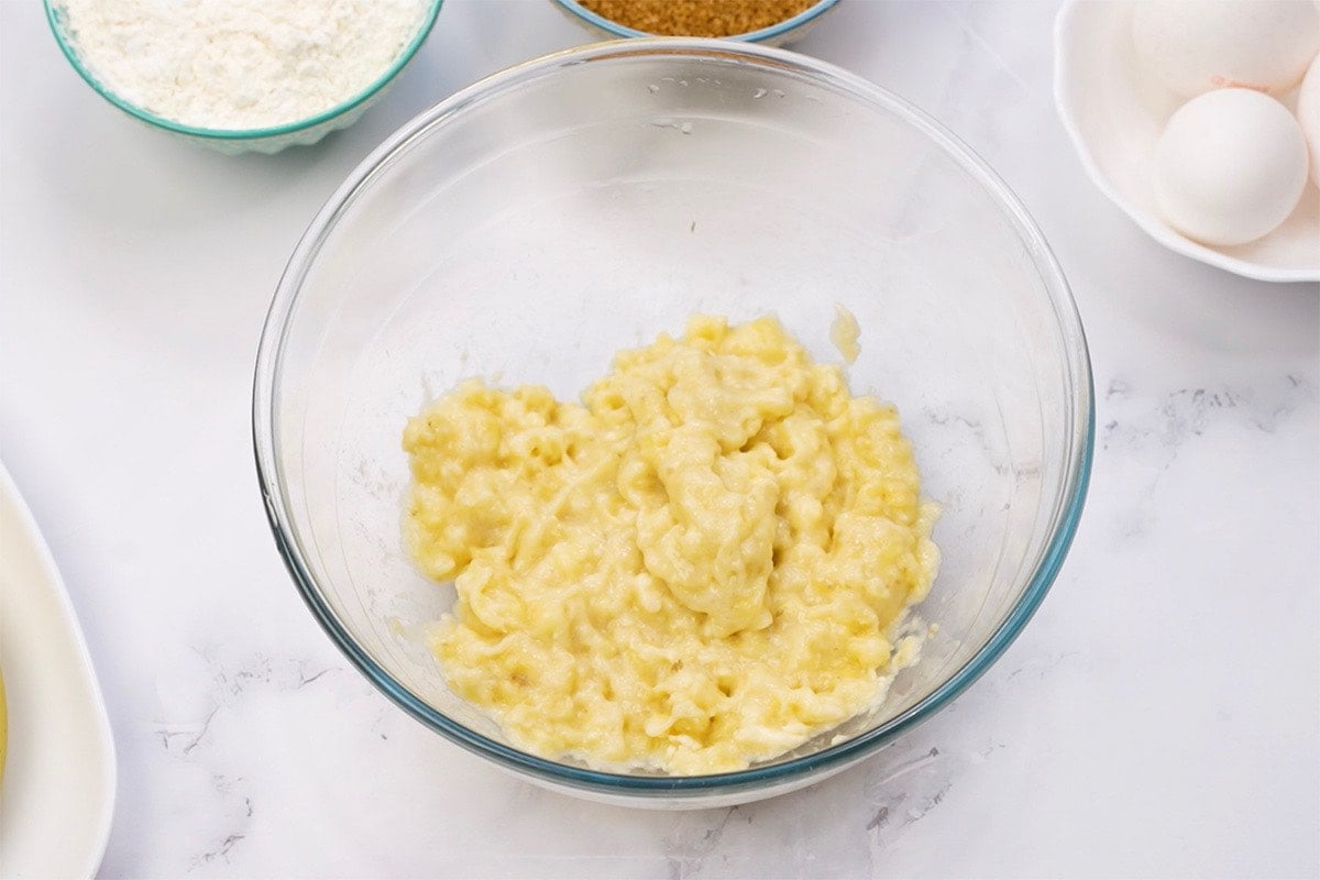 mashed bananas in bowl.