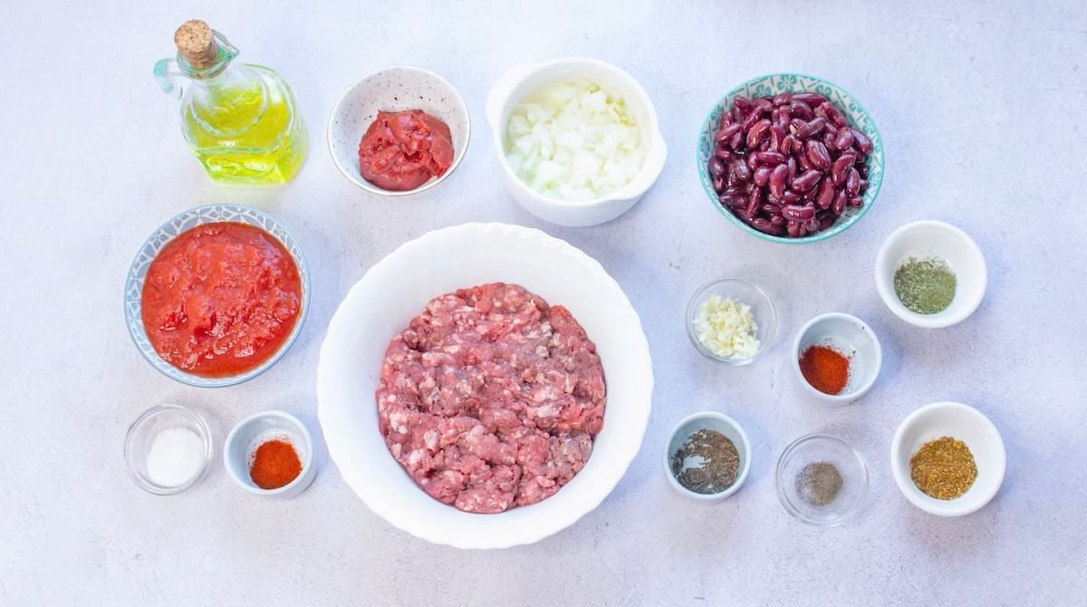 ingredients for venison chili.