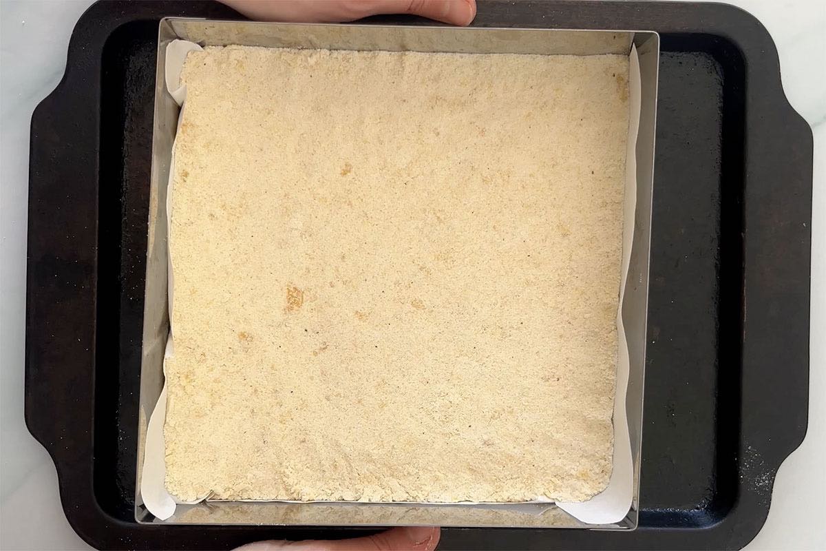 baked shortbread crust.