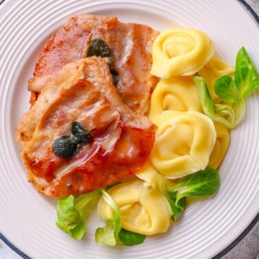 veal saltimbocca recipe.