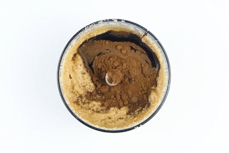 Healthy Nutella {3 Ingredients} - The Big Man's World