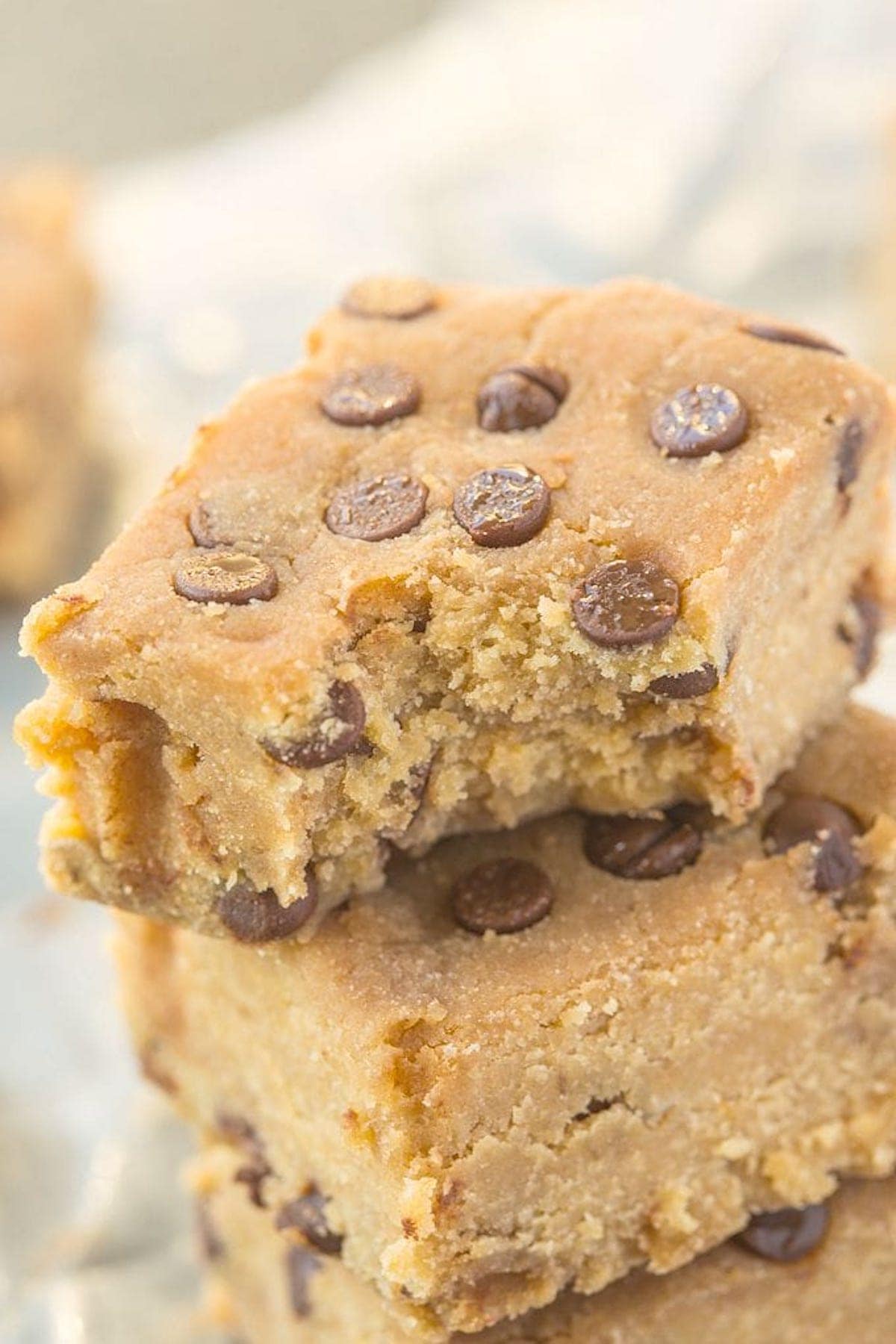 healthy banana blondies.