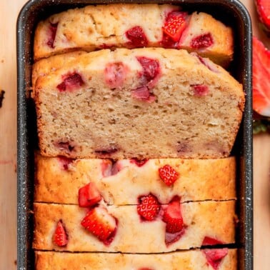 strawberry banana bread recipe.